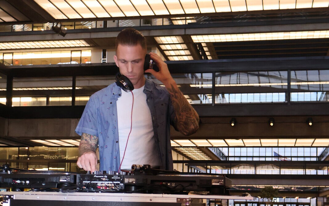 Sundown Sessions at Bar Bella feat. DJ Bilo