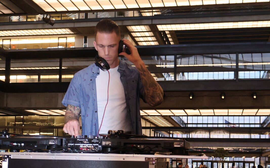 Sundown Sessions at Bar Bella feat. DJ Bilo