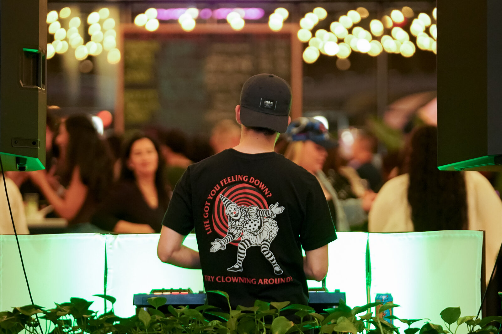 Sundown Sessions at Bar Bella feat. DJ Berbin